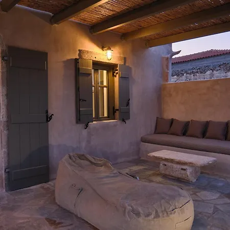 Vakantiehuis Elegantly Restored Traditional *