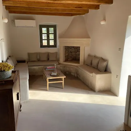 Elegantly Restored Traditional بيت للعطل *