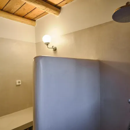 Elegantly Restored Traditional Semesterbostad